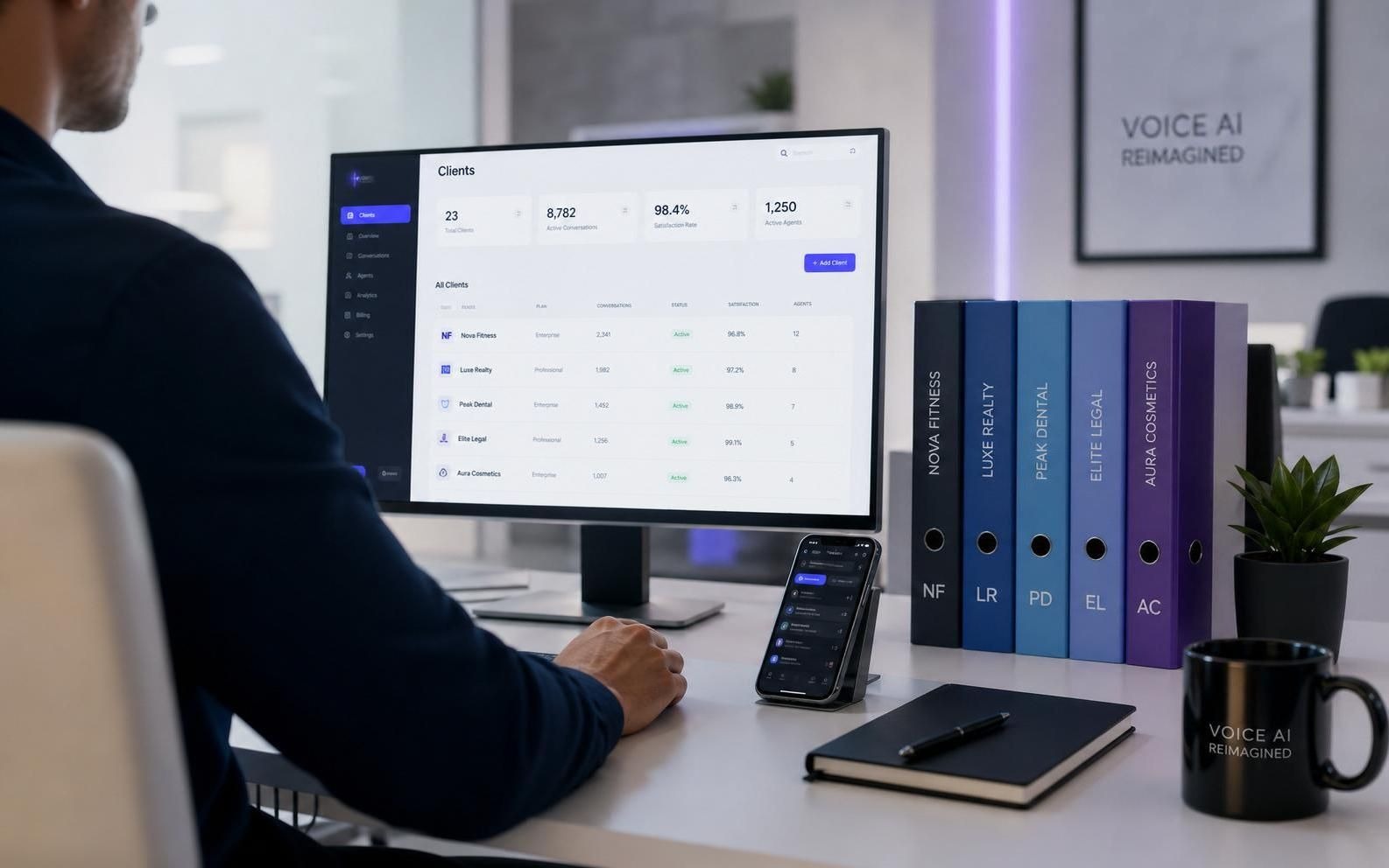 découvrez notre guide complet sur les voicebots en marque blanche, conçu spécialement pour les entrepreneurs souhaitant intégrer des assistants vocaux personnalisés à leur offre.